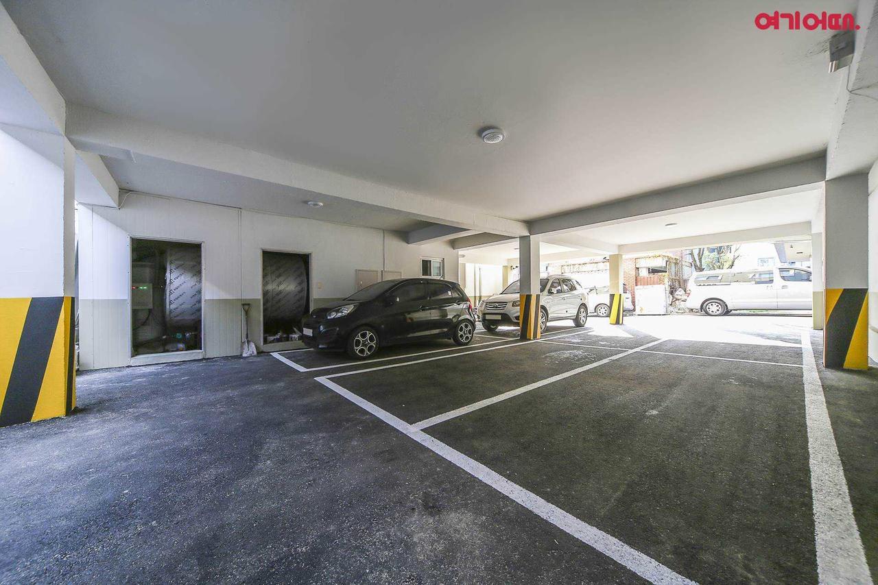 Goodstay Grand Motel Chuncheon Exterior photo