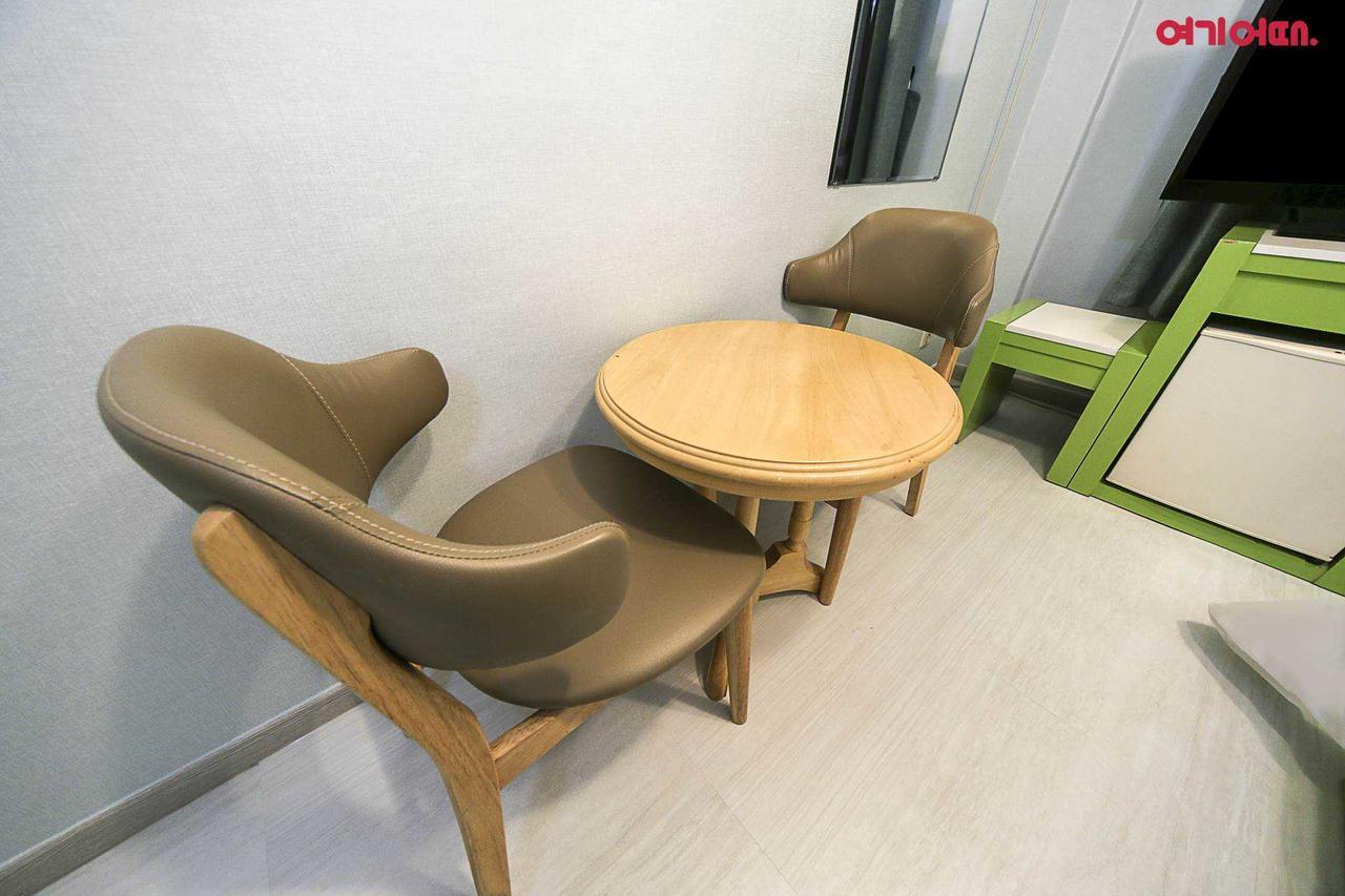 Goodstay Grand Motel Chuncheon Exterior photo