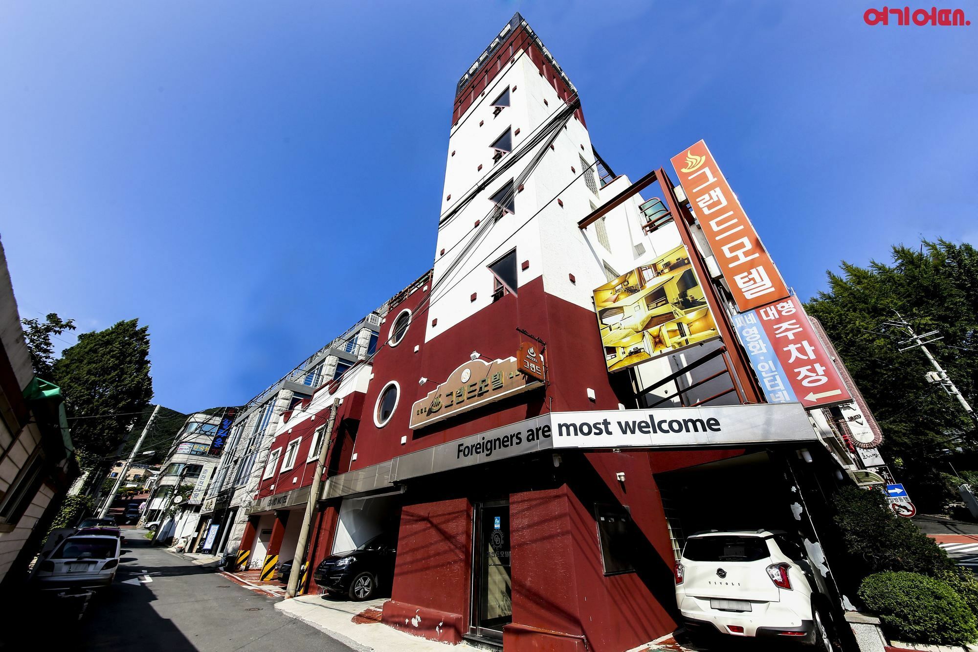 Goodstay Grand Motel Chuncheon Exterior photo